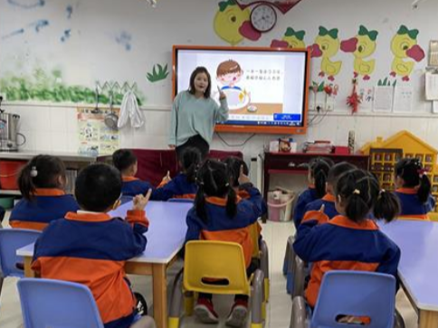 县实验幼儿园全方位落实“光盘行动”