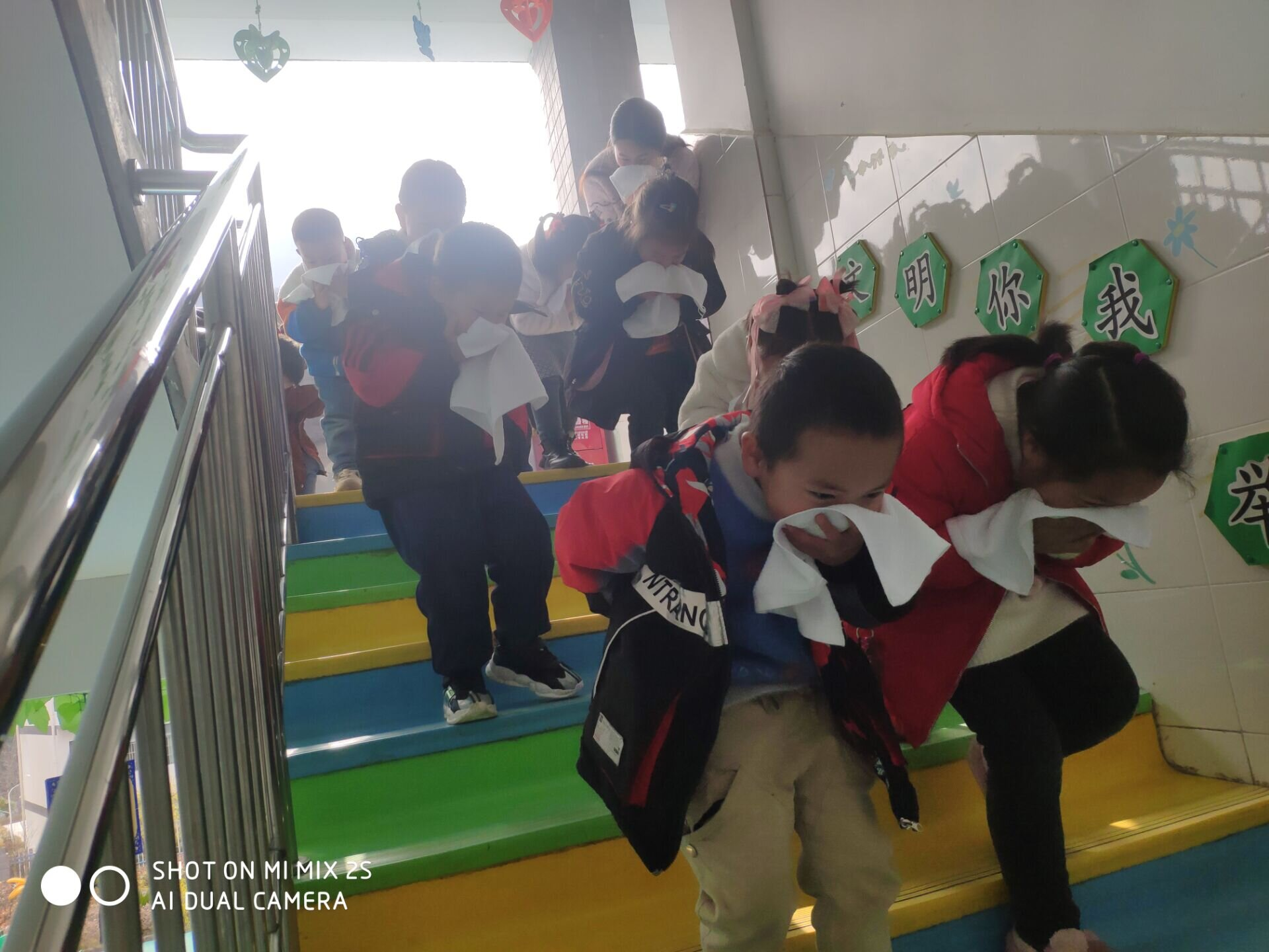 柳林乡中心幼儿园开展消防演练