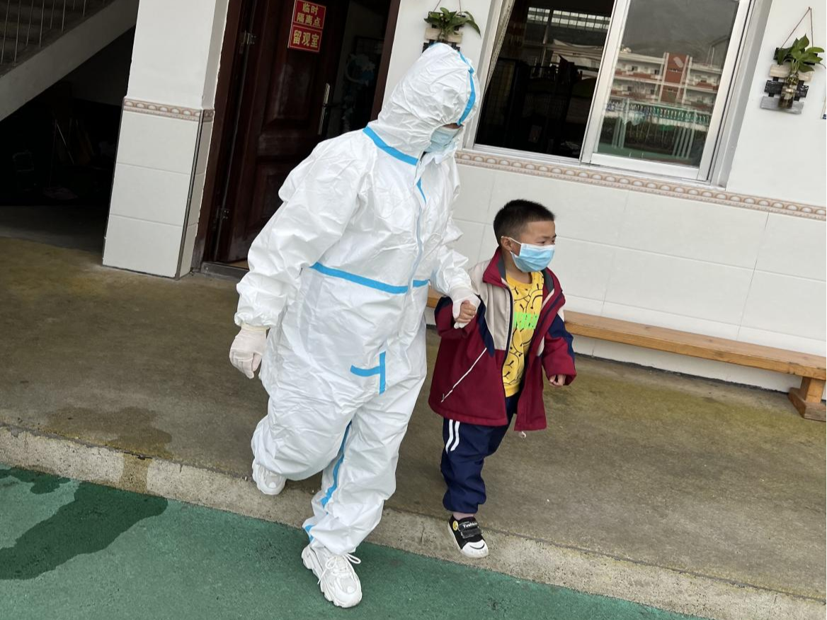 秦古鎮(zhèn)中心幼兒園：開展疫情防控應急模擬演練