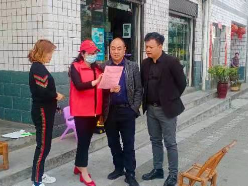 上庸镇财政所倡导文明用餐