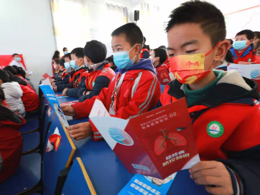 我县扎实开展“世界防治结核病日”宣传进校园活动