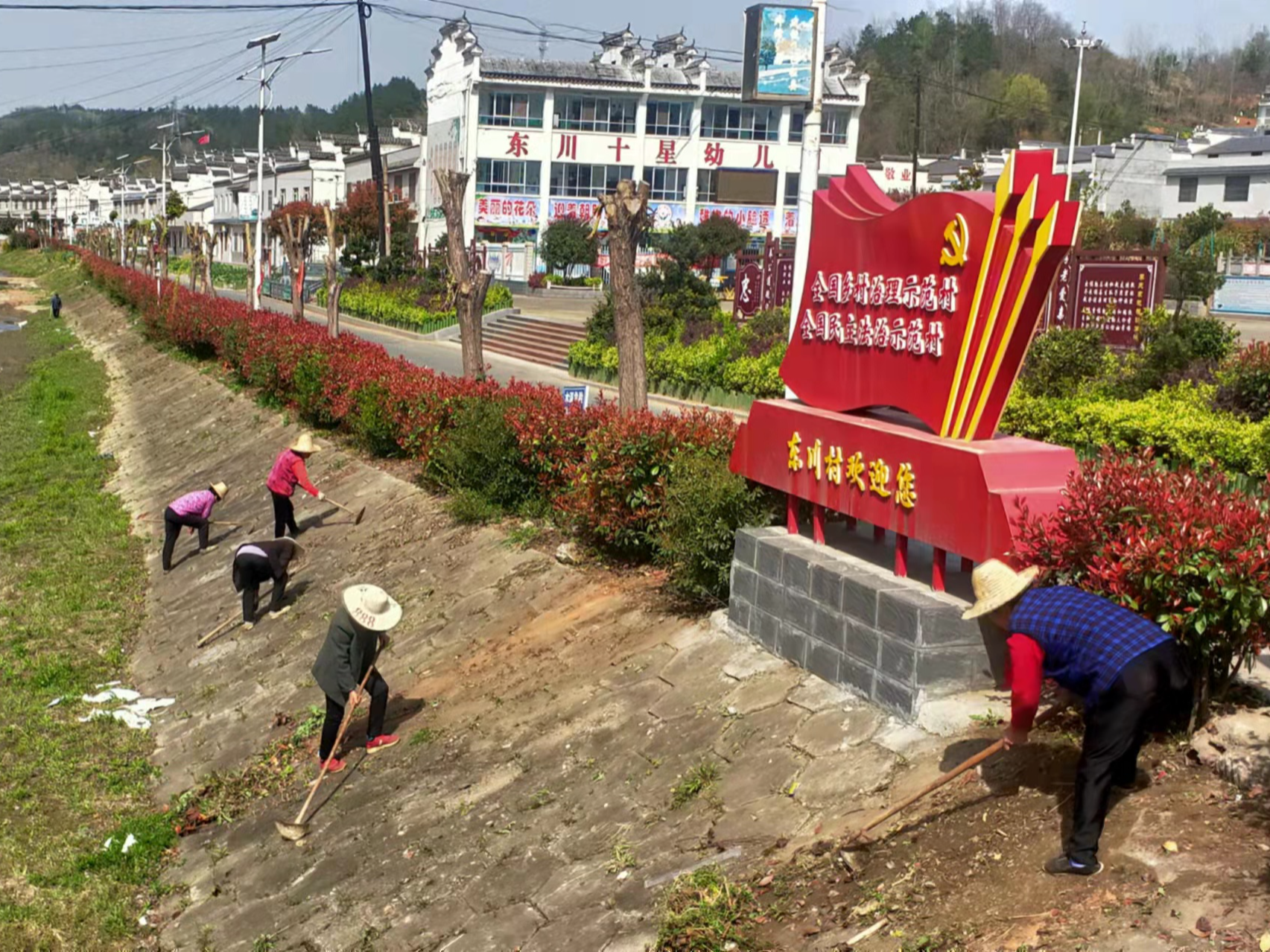溢水镇：开展河道治理 优化人居环境