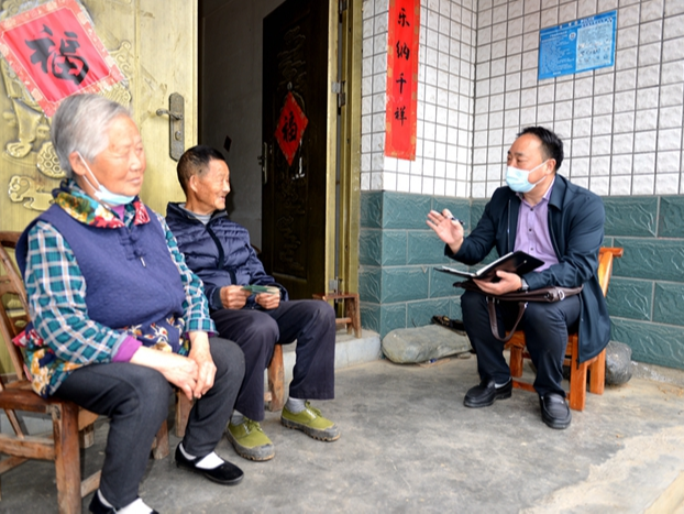 县科协：入户走访解“愁盼”