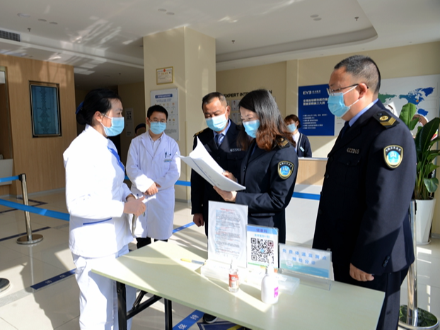 县卫生计生综合监督执法局开展“健康护航“行动