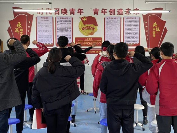 楼台九年制学校扎实开展主题团日活动