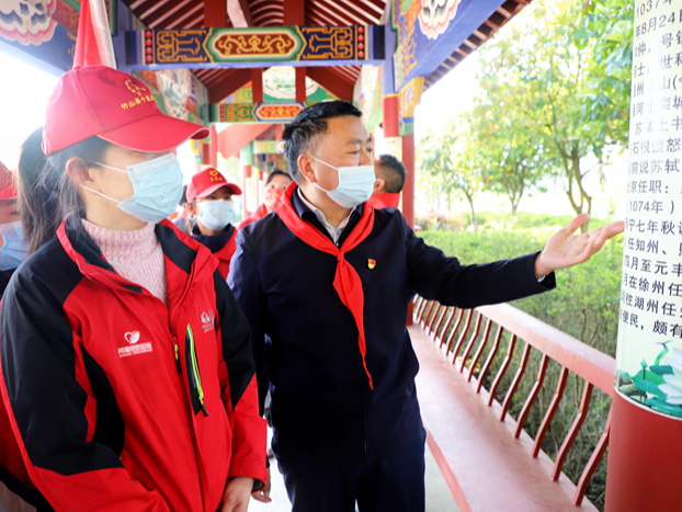 麻家渡镇中学思政润心铸魂育人