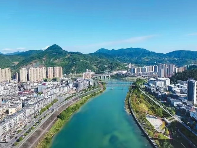 县园林路灯局：为重点项目建设保驾护航