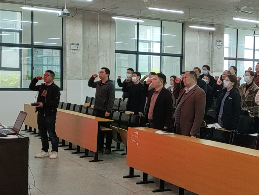 竹山一中：凝心聚力 踔厉奋发