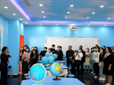 柳林乡中心学校赴南山五福堂外国语学校开展校际交流活动