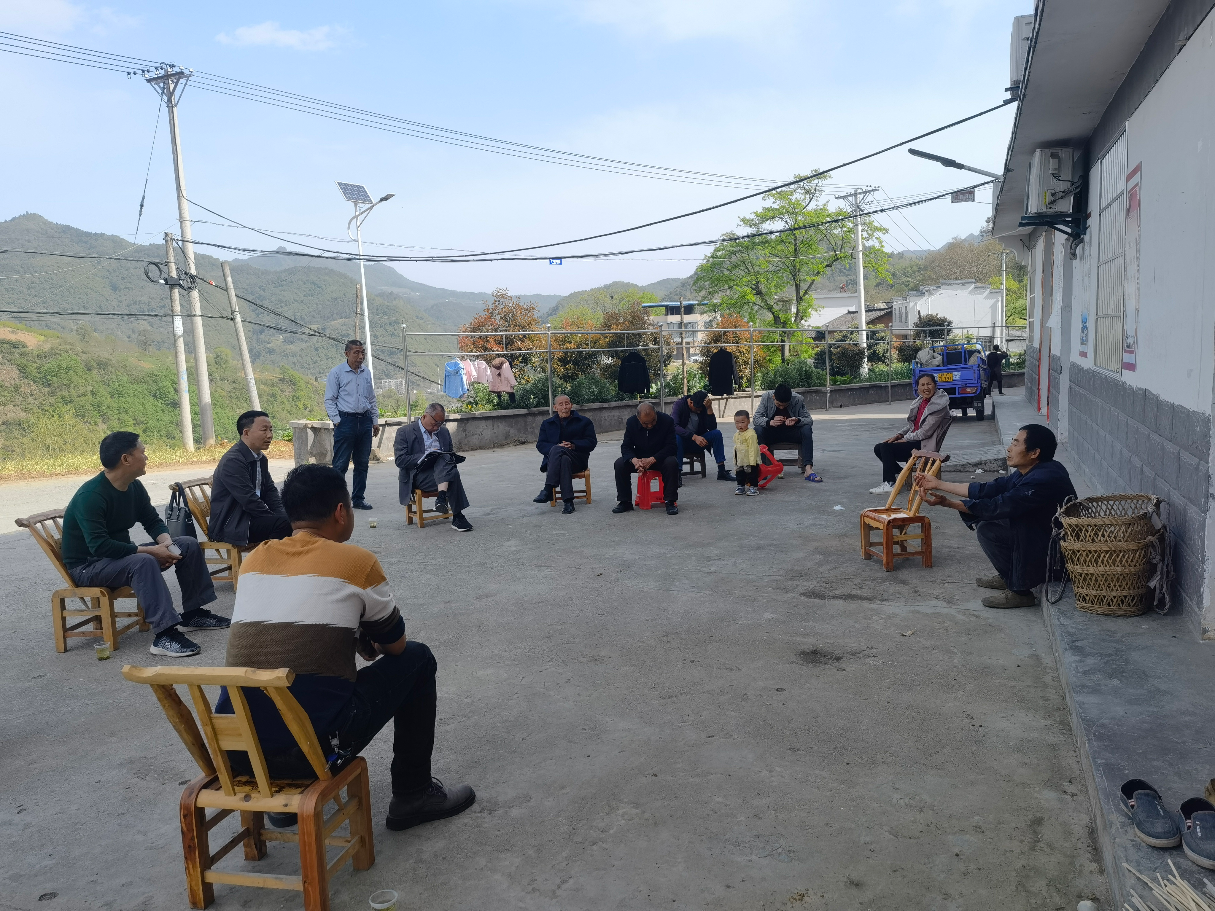 九女峰管理局：户户走到访民情  为民解忧暖民心