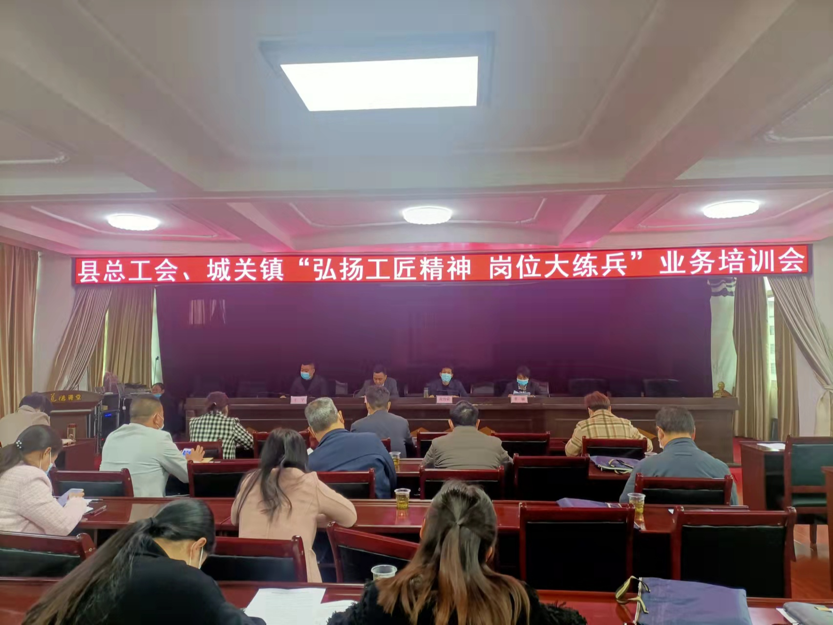 县总工会：岗位练兵到基层