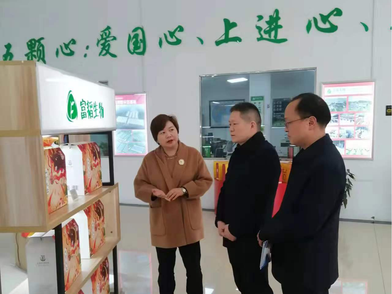 竹山外综服务中心多措并举优化营商环境