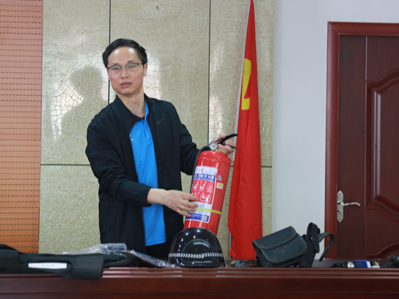 县教育局常态督察组“岗前培训”推进百日攻坚