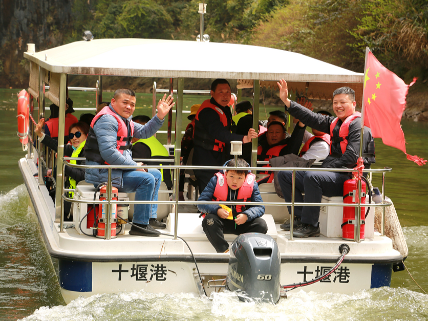 探秘武陵峽   尋夢桃花源   官渡鎮(zhèn)全力打造“武陵峽”旅游精品