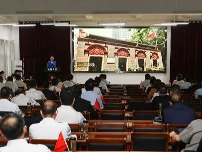 市音乐党史主题展演走进我县