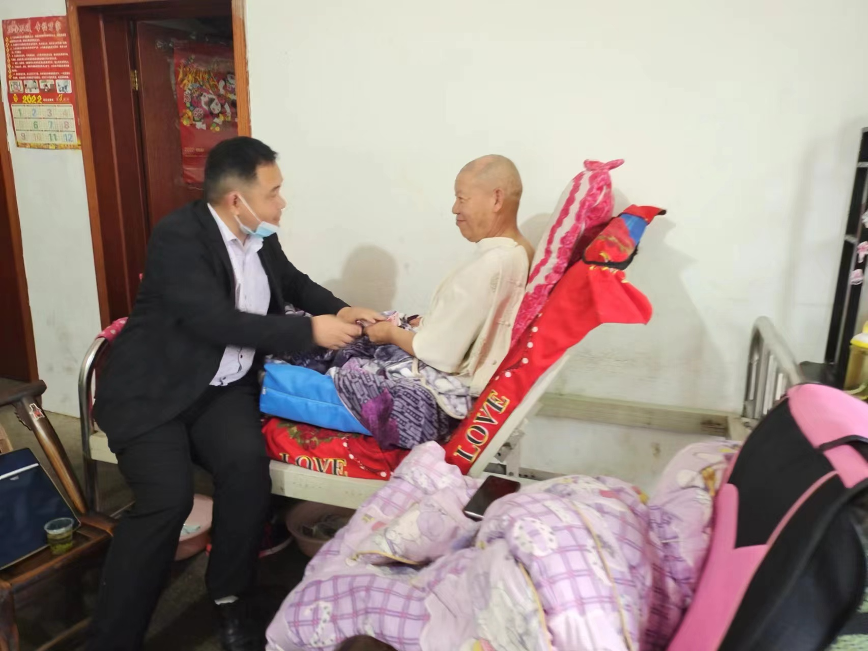 城关镇退役军人服务站：走访关怀 情暖兵心