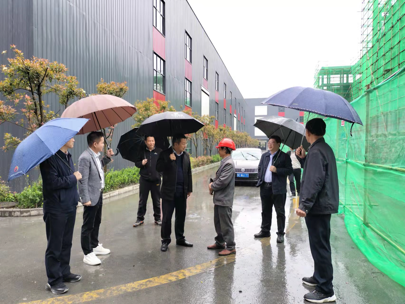 县领导检查重点项目安全生产工作