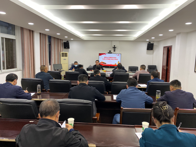 柳林乡：树榜样立标兵 掀起学习热潮
