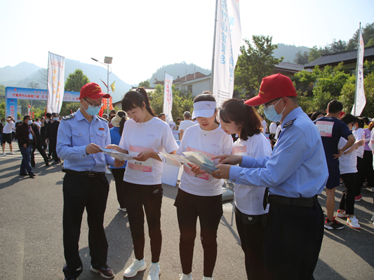 税宣“跑”进“马拉松”