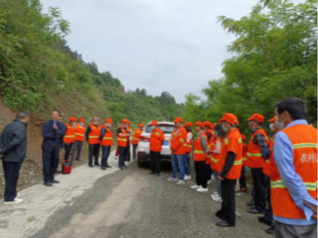 亨运竹山公路养护公司：开展岗位练兵提升养护能力