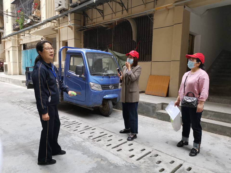 县人才服务中心：开展包联小区房屋安全隐患排查活动