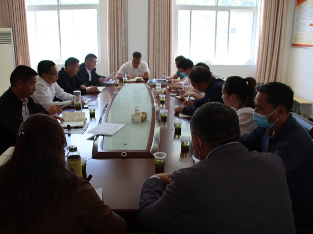 文峰乡中心学校召开安全生产工作部署会