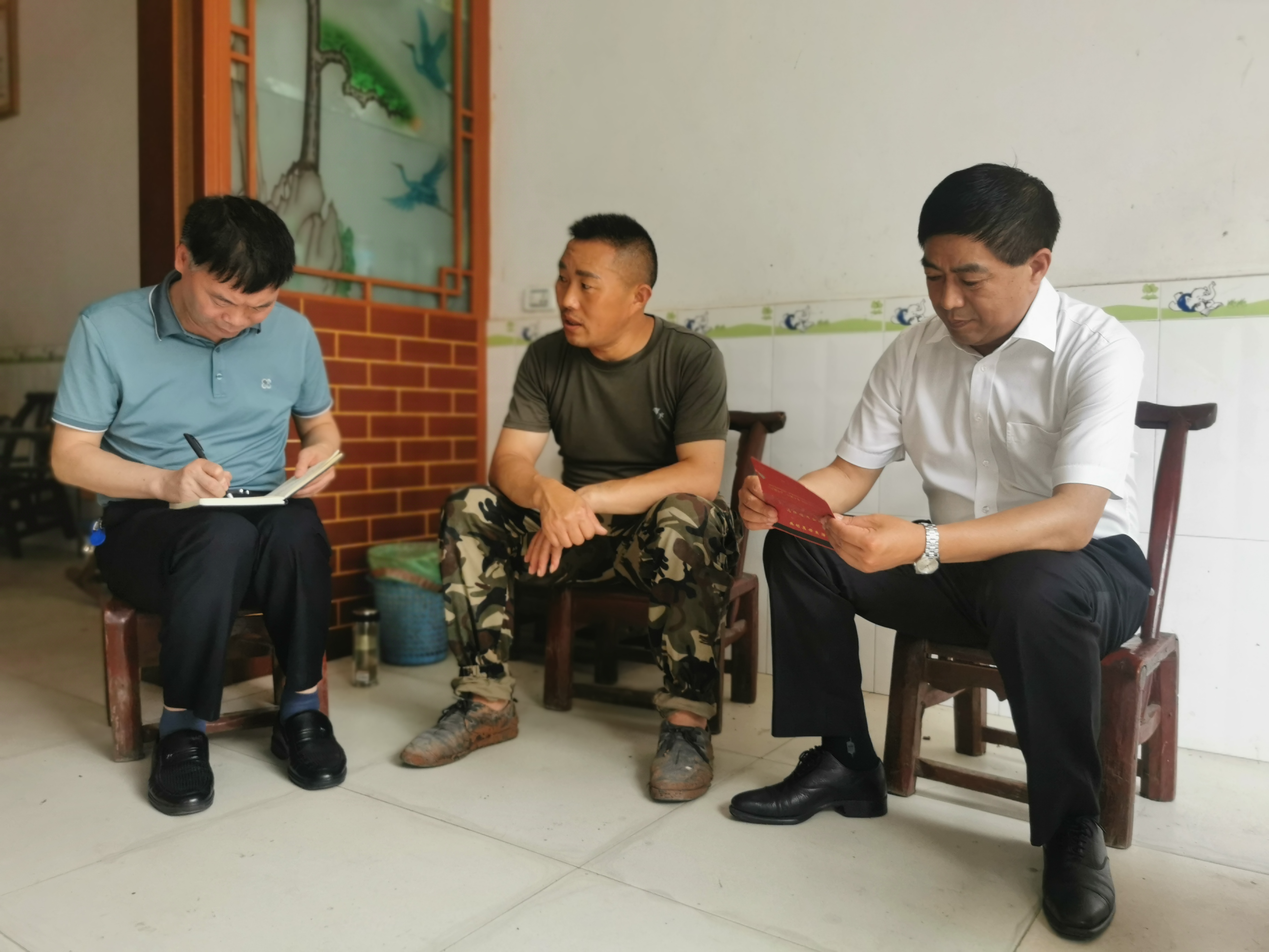 县财政局开展惠民惠农财政补贴资金“一卡通”专项治理