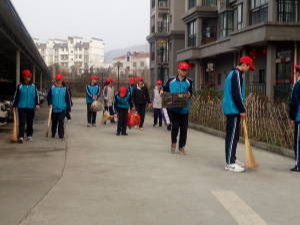 竹山一中积极践行“劳动美”教育活动