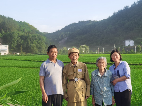 得胜镇：走访复员军人 传承光荣军魂