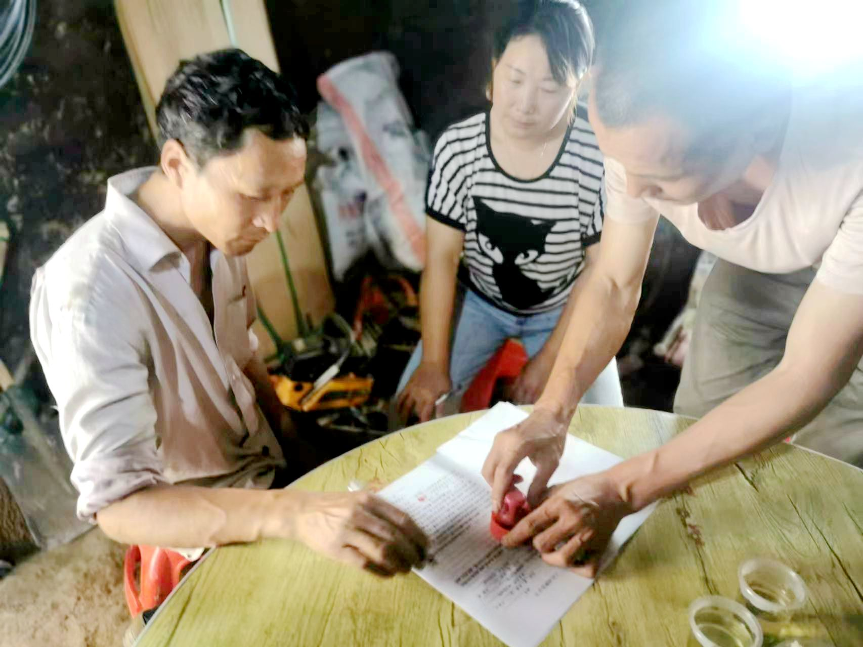 双台司法所开展下基层察民情解民忧暖民心实践活动