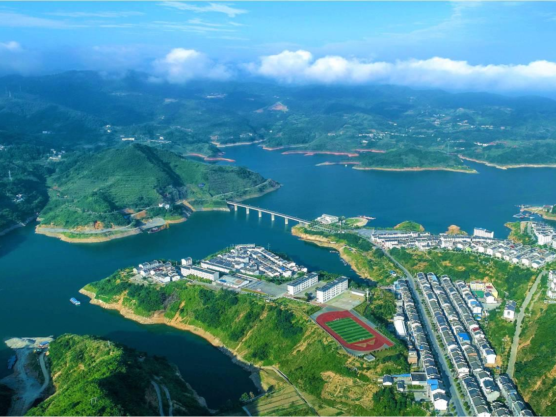 竹山法院：取消法律文书生效证明让诉讼更便捷
