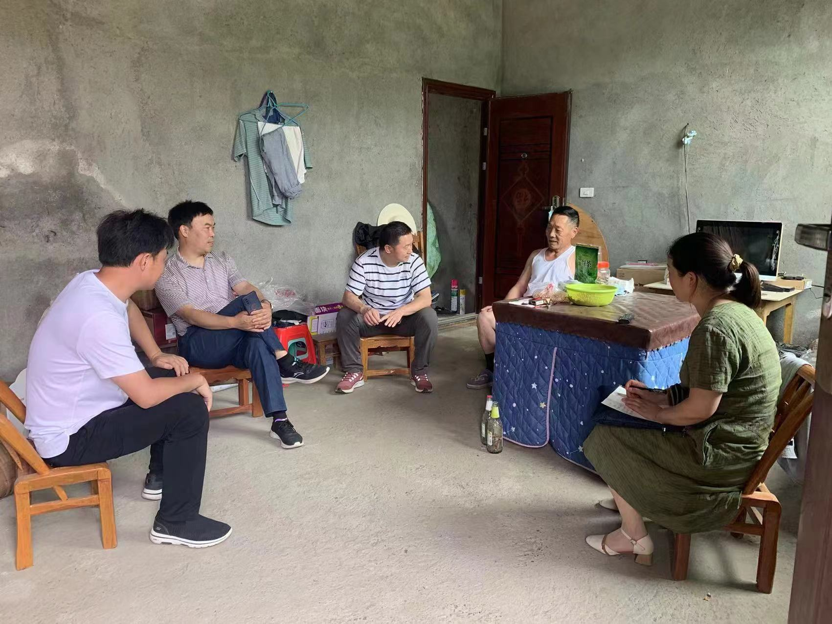 县退役军人事务局:全力搭建服务退役军人“暖心桥”