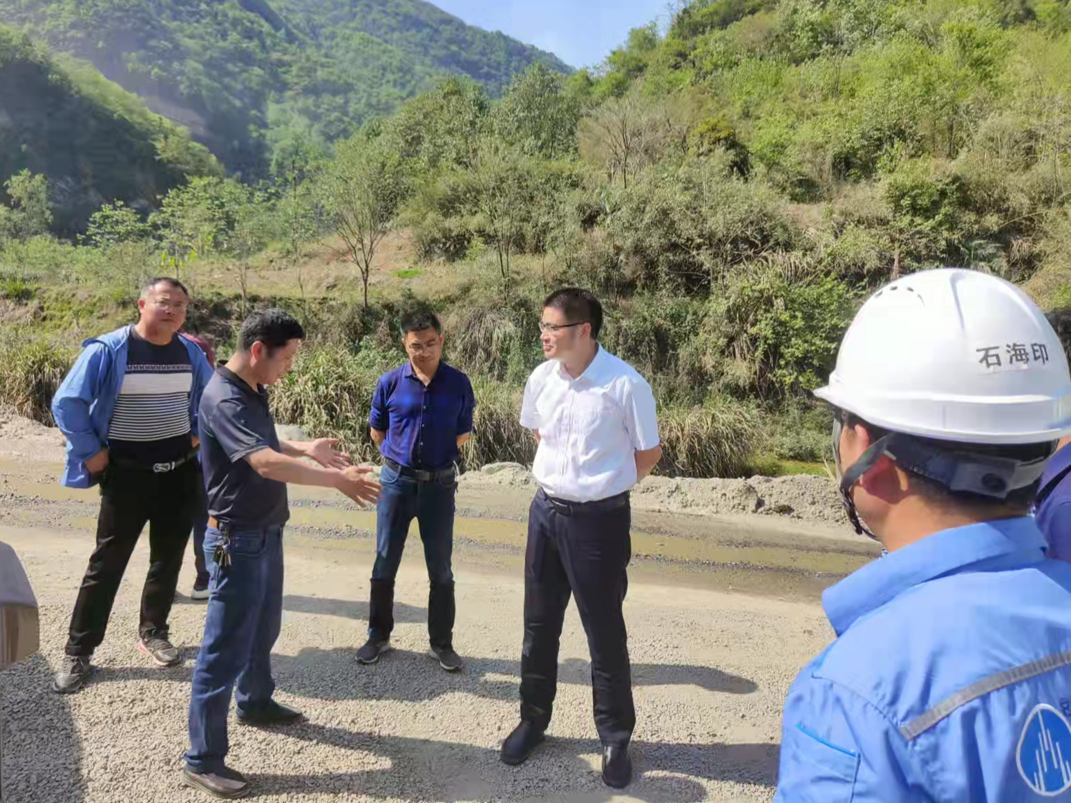 县交通局：安全生产常抓不懈