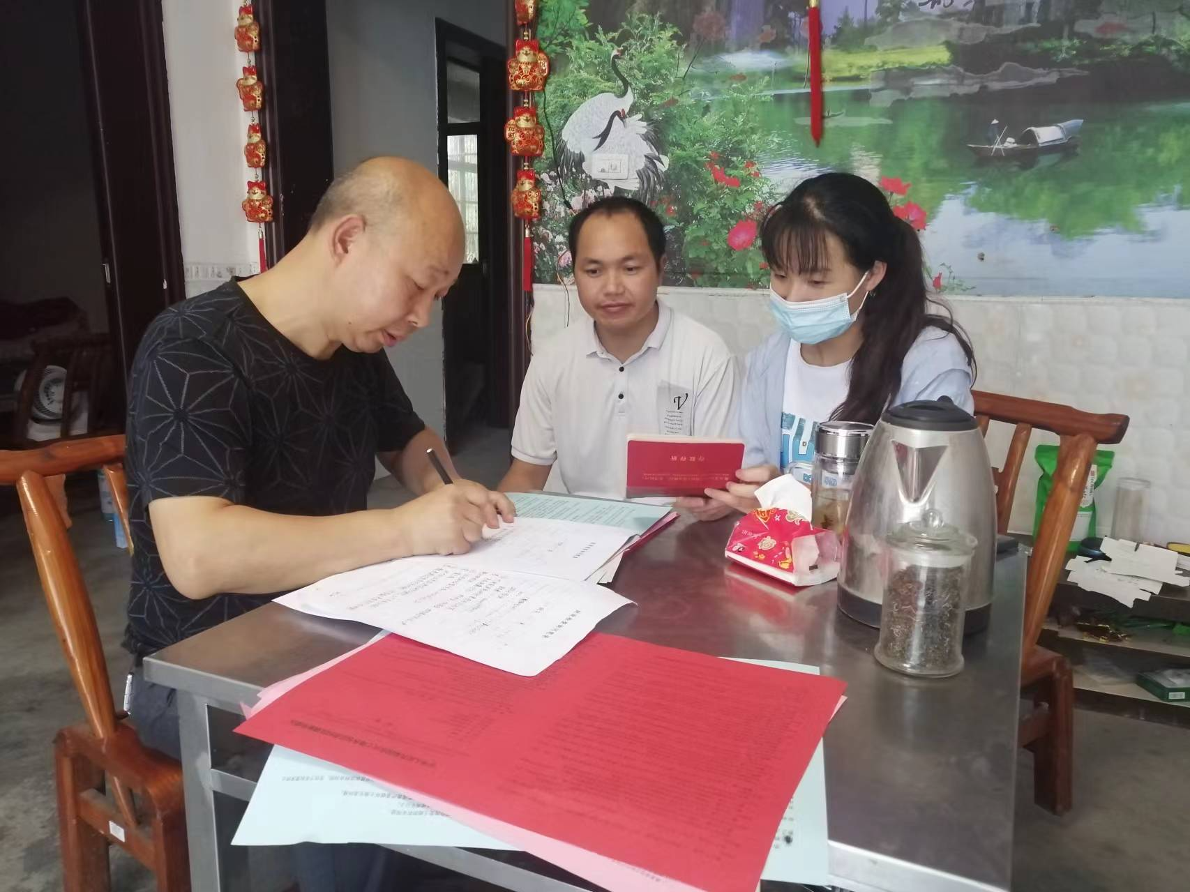 上庸镇开展惠农财政补贴“一卡通”突出问题专项治理