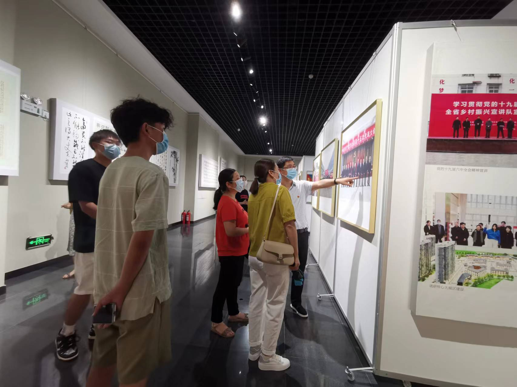 县人才服务中心：开展清廉文化主题展参观学习活动