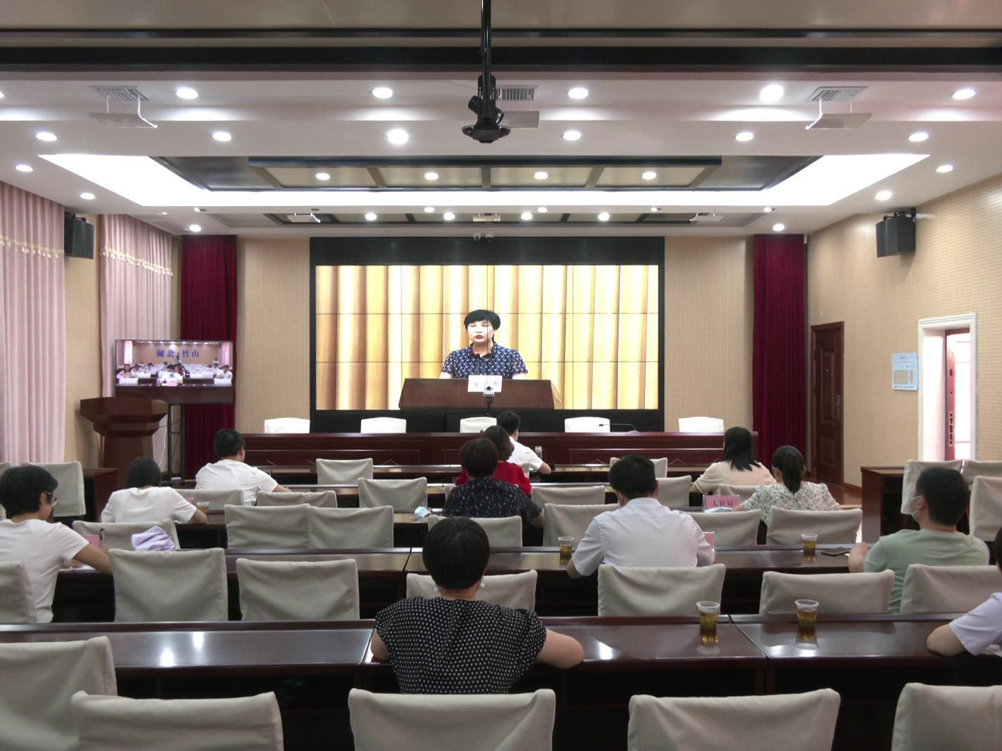 我县收看全省城乡妇女“两癌”免费筛查项目工作电视电话会