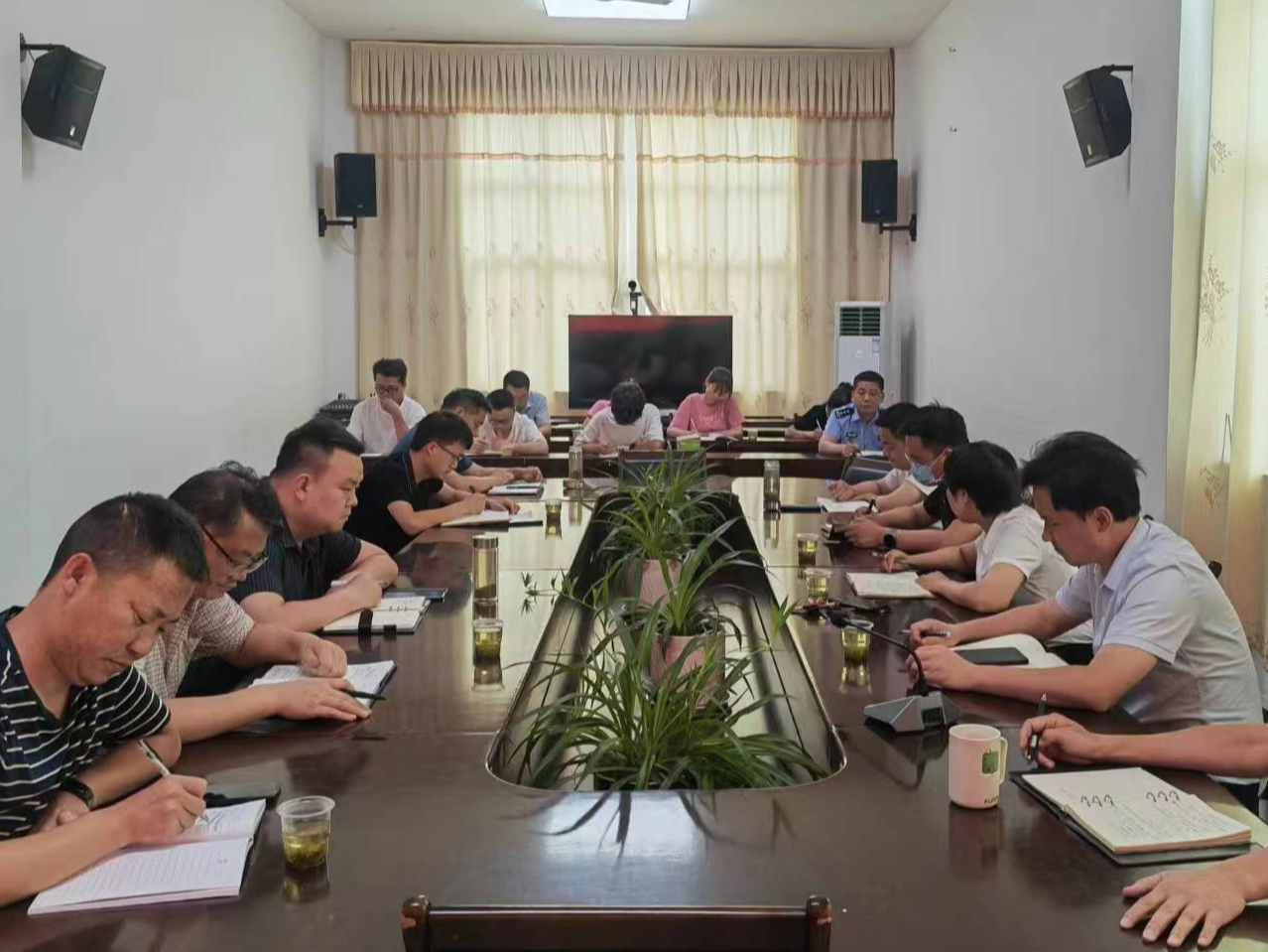 擂鼓镇：领会精神实质 汲取奋进力量