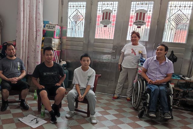 宝丰中学：暑期家访 家校共建 合力育人