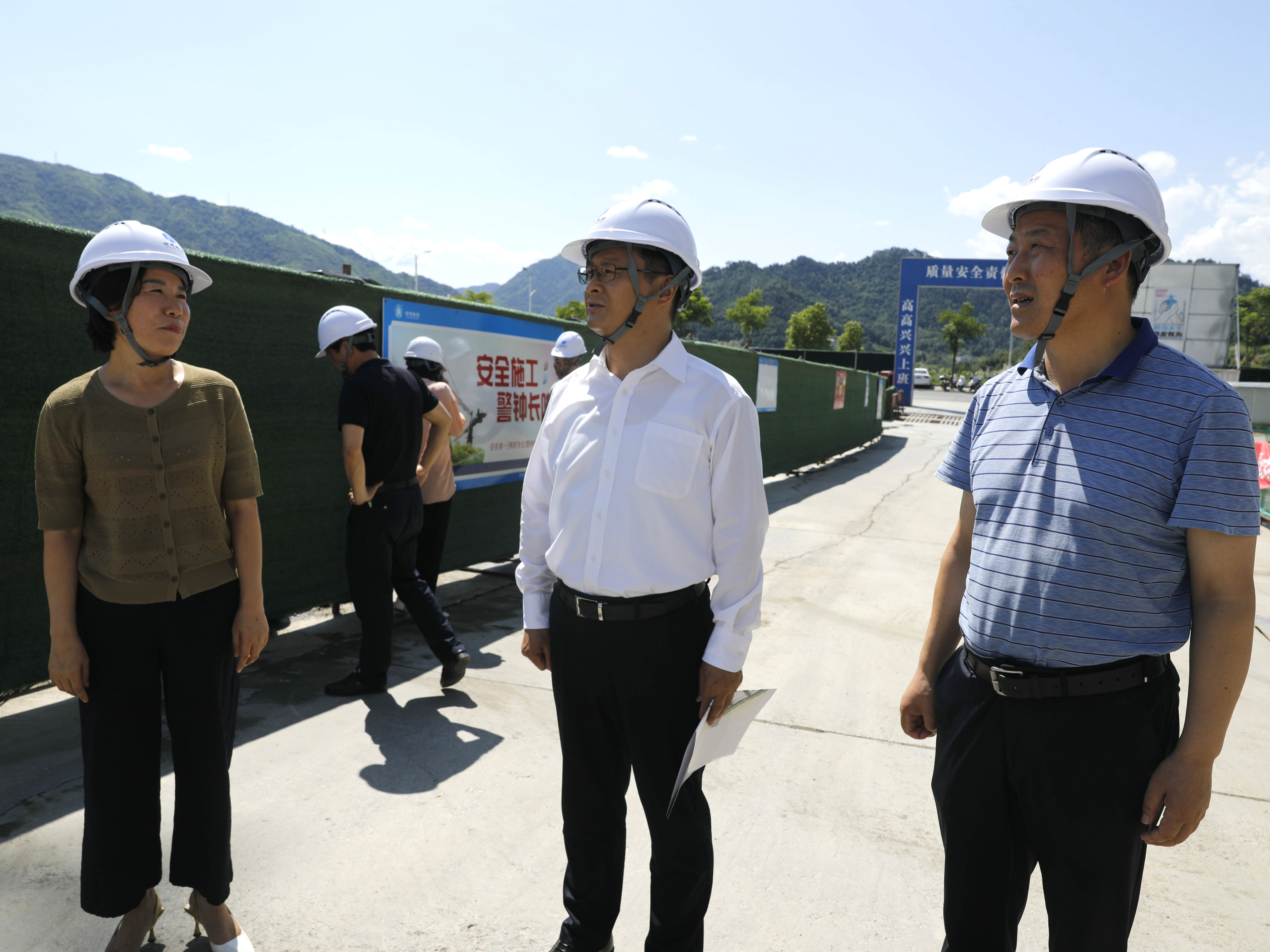 陈建平：发挥绿水青山优势 壮大森林康养产业