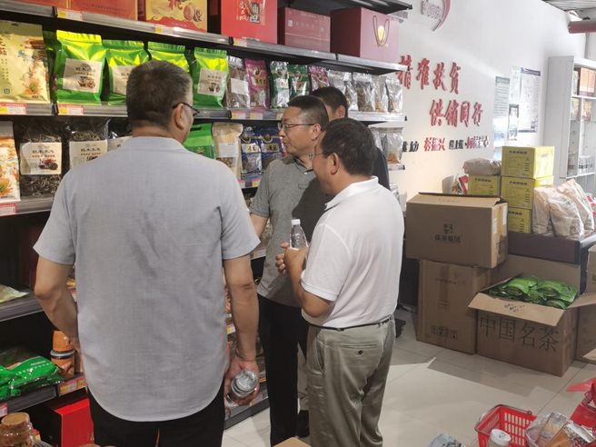 县供销社赴襄州区供销社考察学习