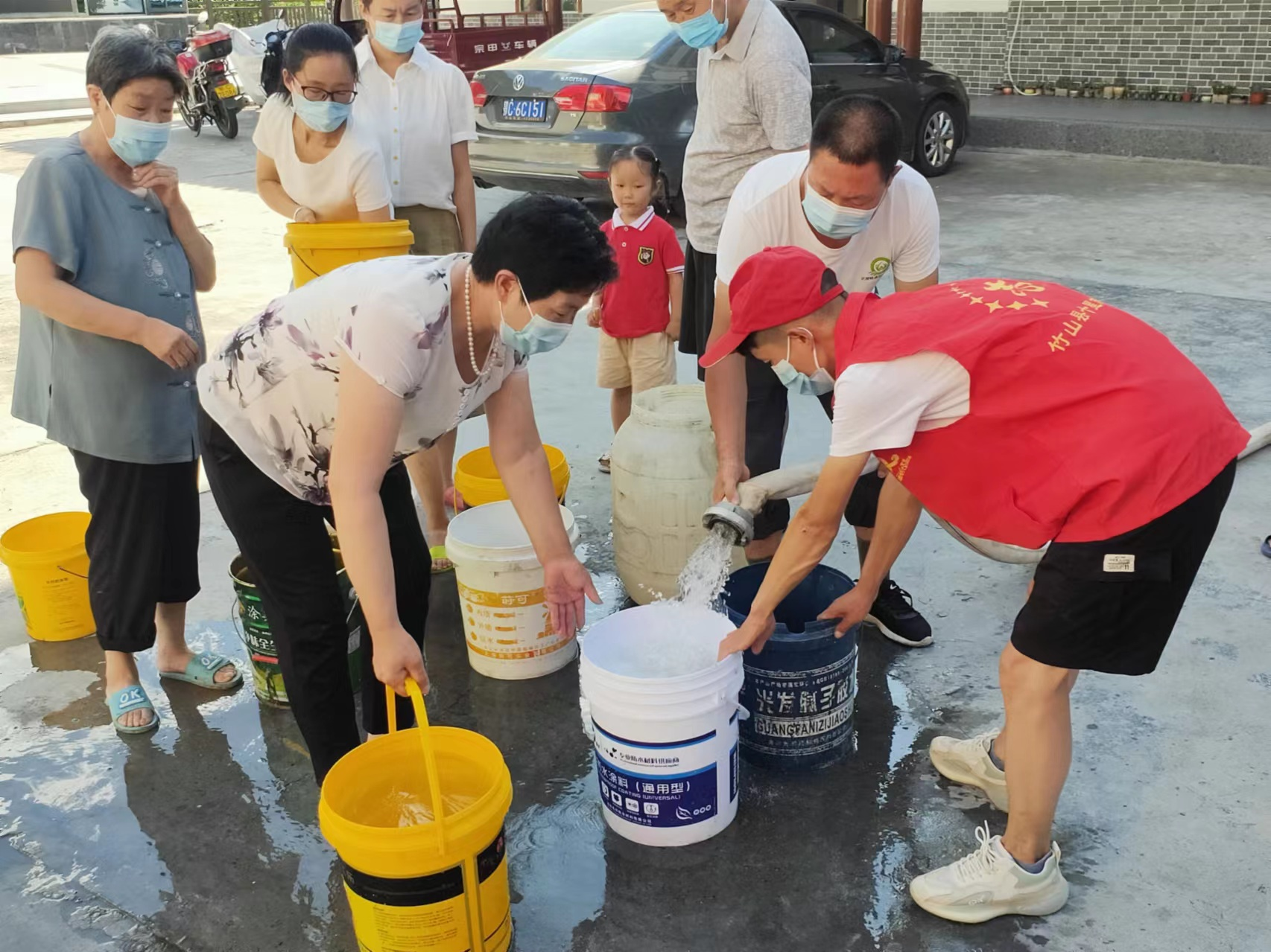 官渡镇：多措并举抗旱情 全力以赴保供水