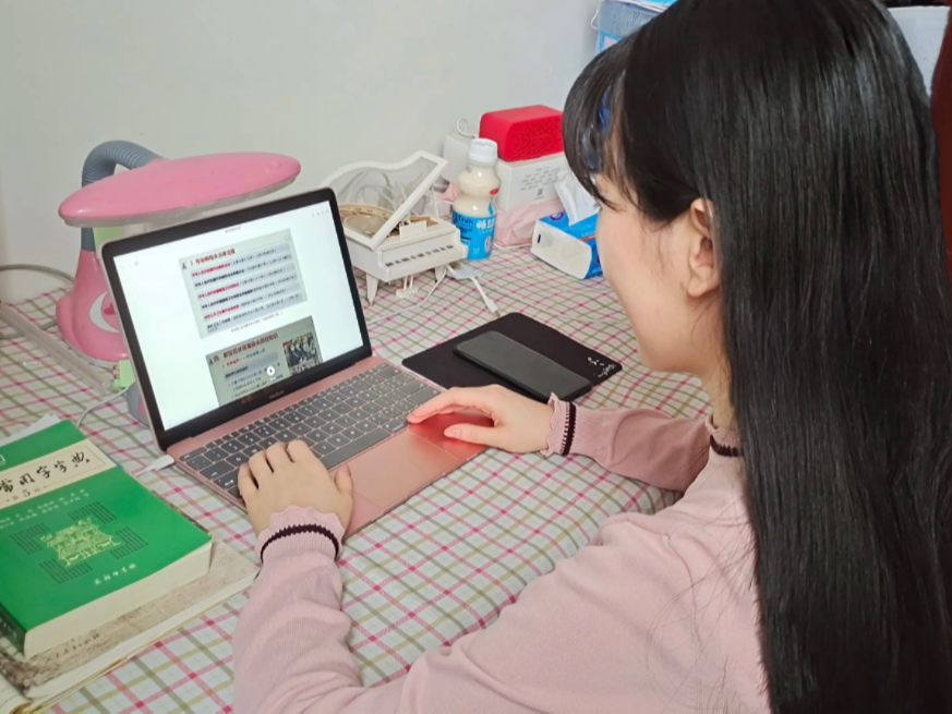 竹山一中：暑期研修“充电”忙  踔厉奋发聚能量