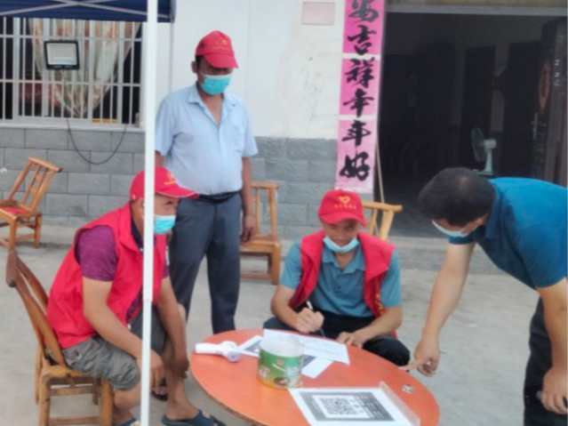 麻家渡镇太山庙村老党员主动投身防控一线