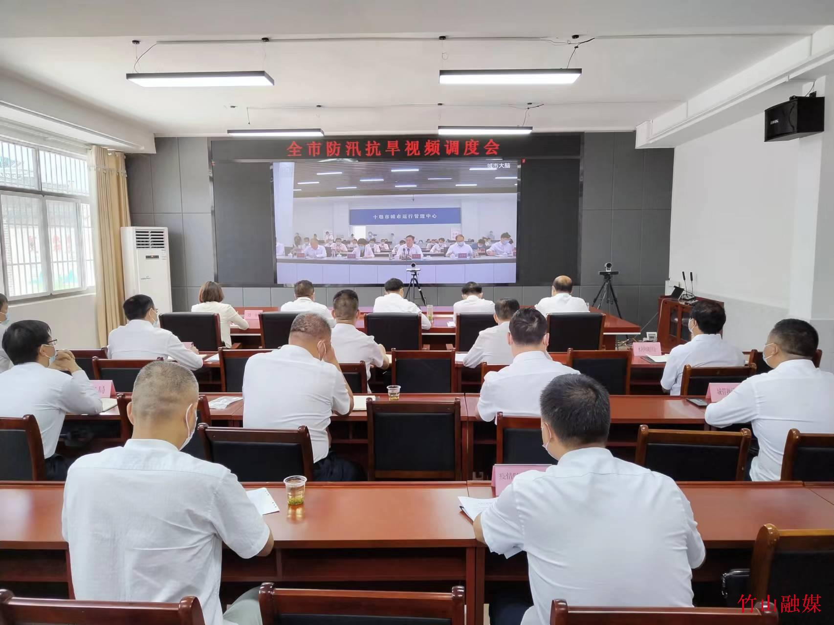 陈建平：以更实举措抓好防汛抗旱工作