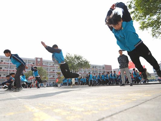 宝丰镇中心学校：精细管理再加力 质量提升创新高