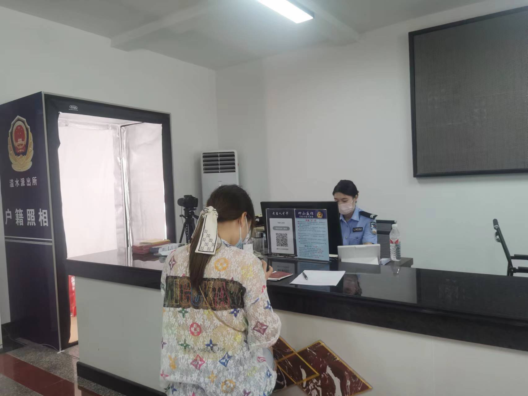 “群众为先 服务为上”！溢水镇便民服务大厅实现高效便捷服务