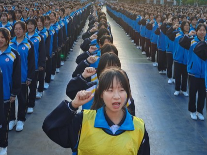 竹山二中开展社会主义核心价值观教育活动