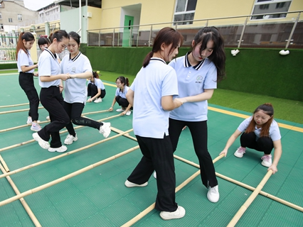 宝丰镇各学校开展多彩活动喜迎教师节