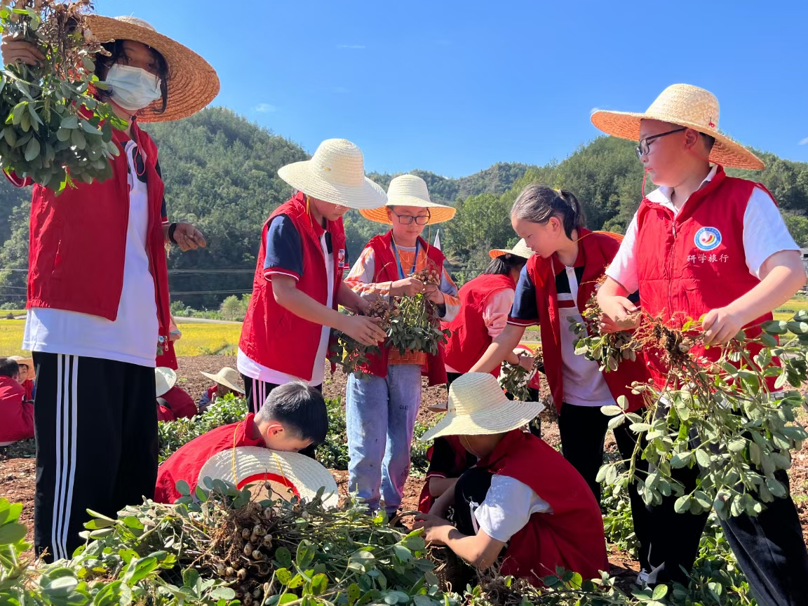 擂鼓镇西河村：农耕研学基地研学忙