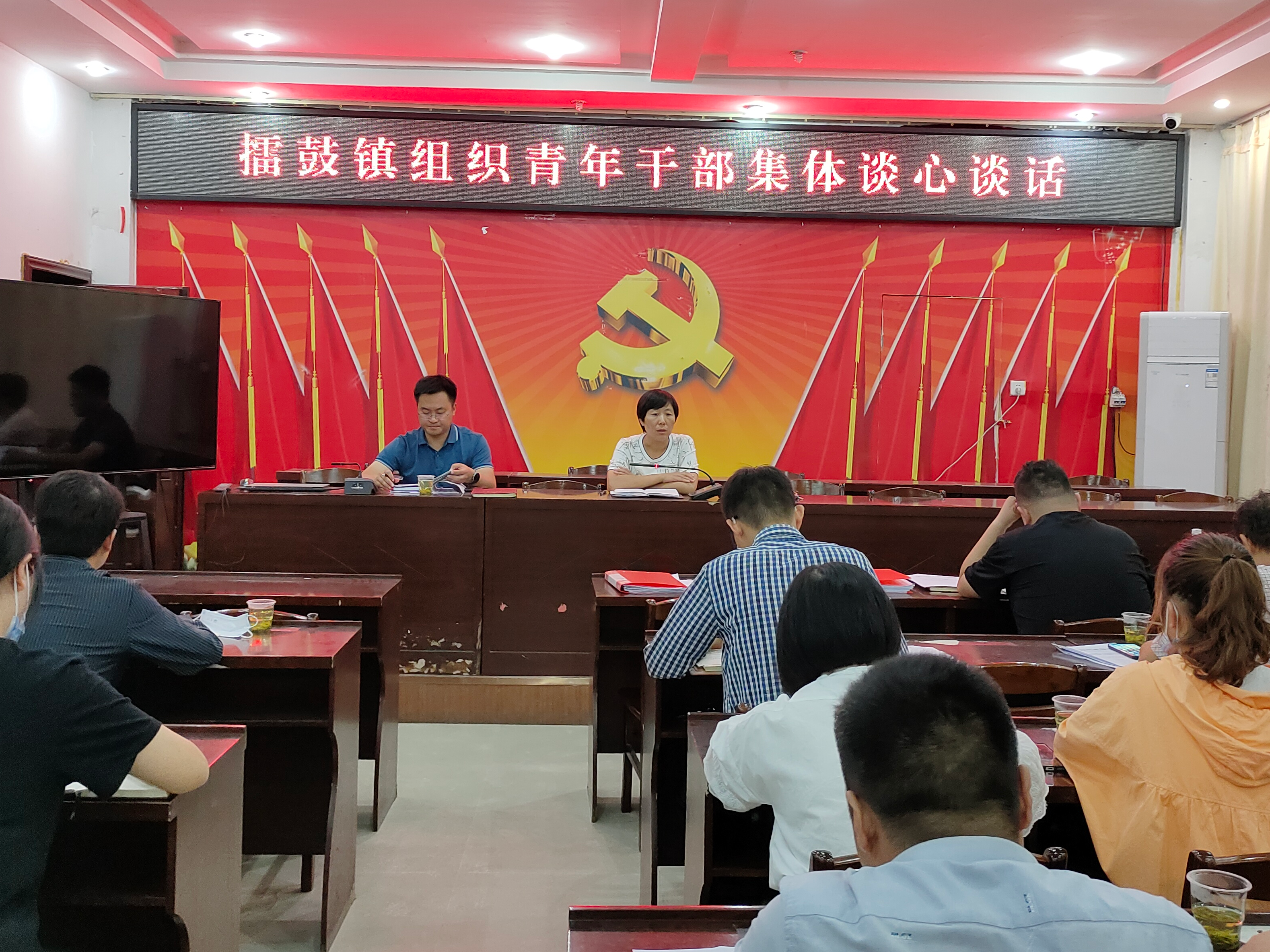 擂鼓镇：“三课”助力新人扣好入职“第一粒扣子”
